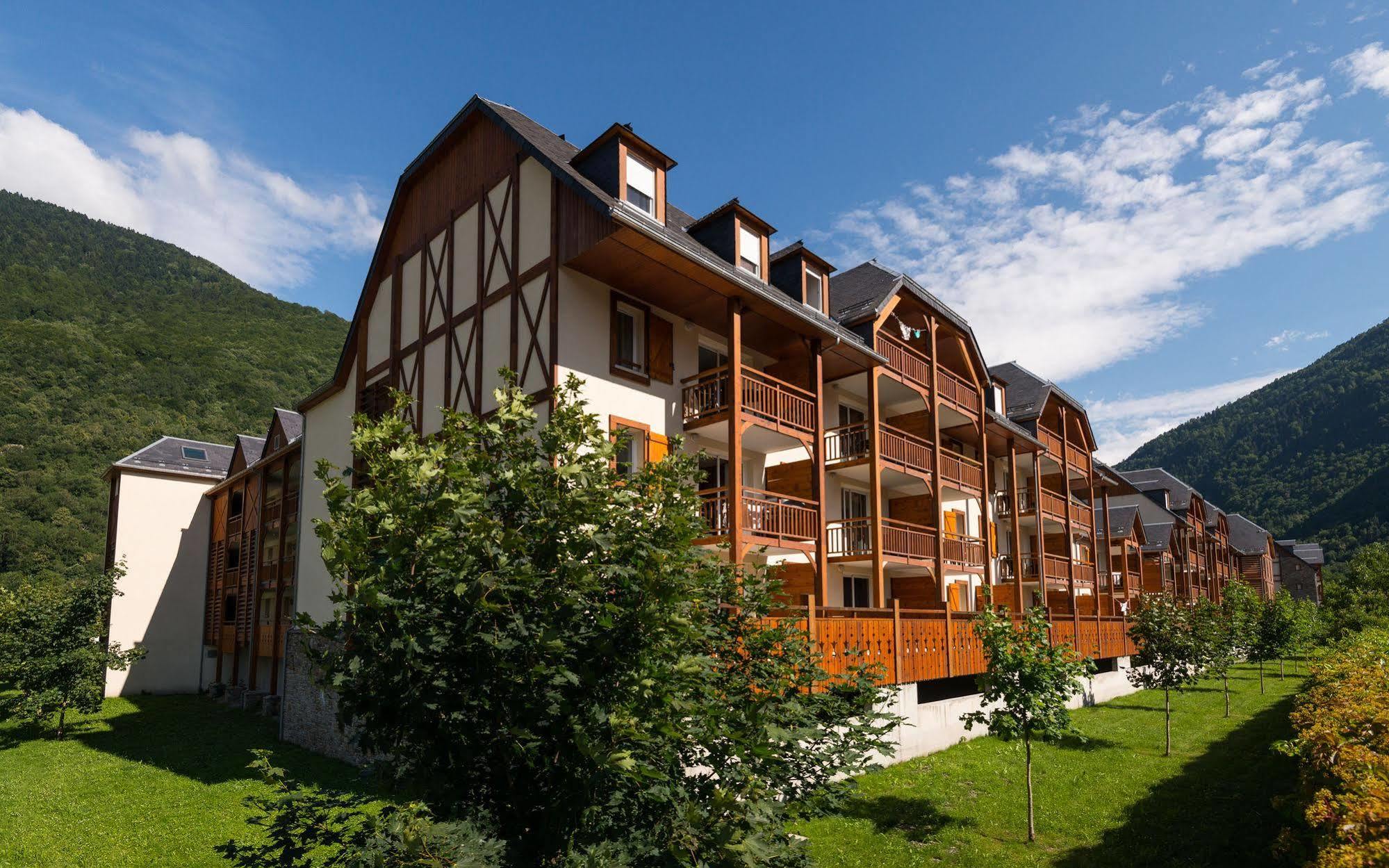 Lagrange Vacances Le Belvedere Saint-Mamet Экстерьер фото
