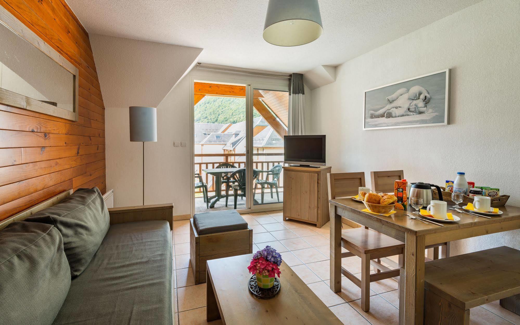 Lagrange Vacances Le Belvedere Saint-Mamet Экстерьер фото