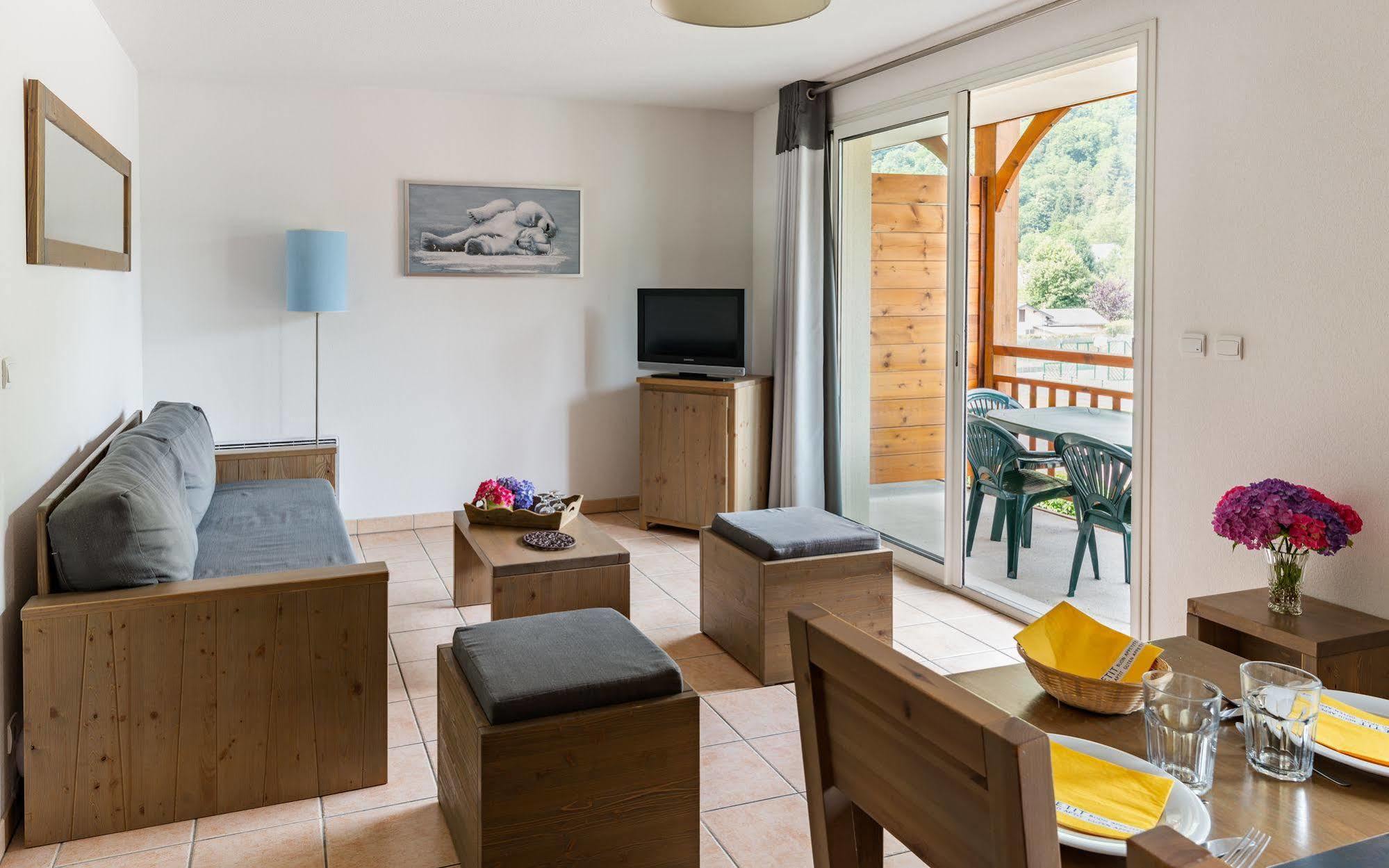Lagrange Vacances Le Belvedere Saint-Mamet Экстерьер фото
