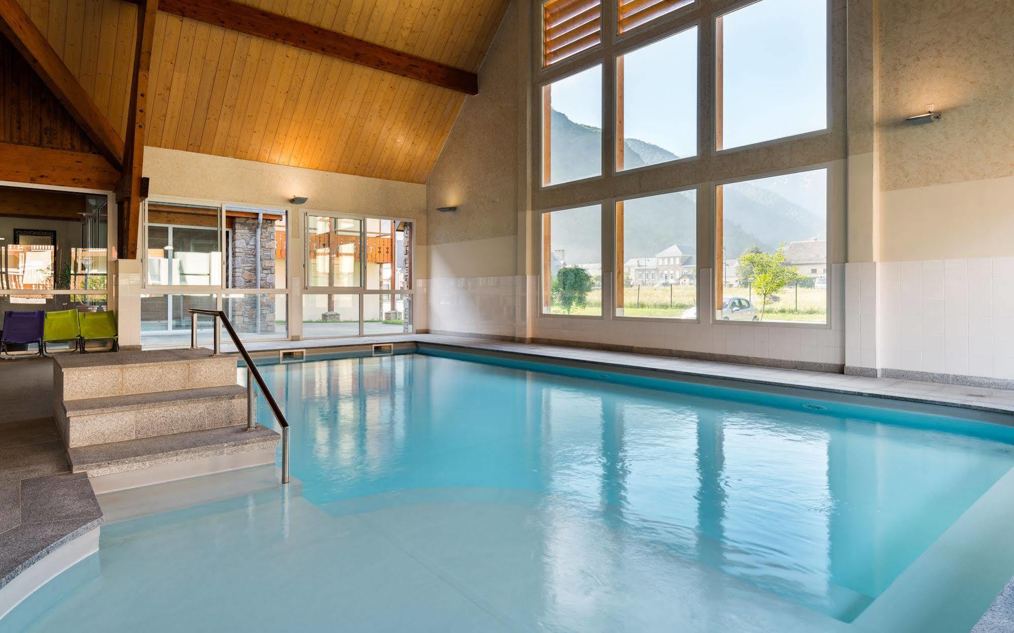 Lagrange Vacances Le Belvedere Saint-Mamet Экстерьер фото